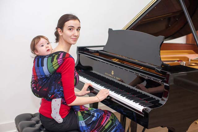 baby wrap and piano